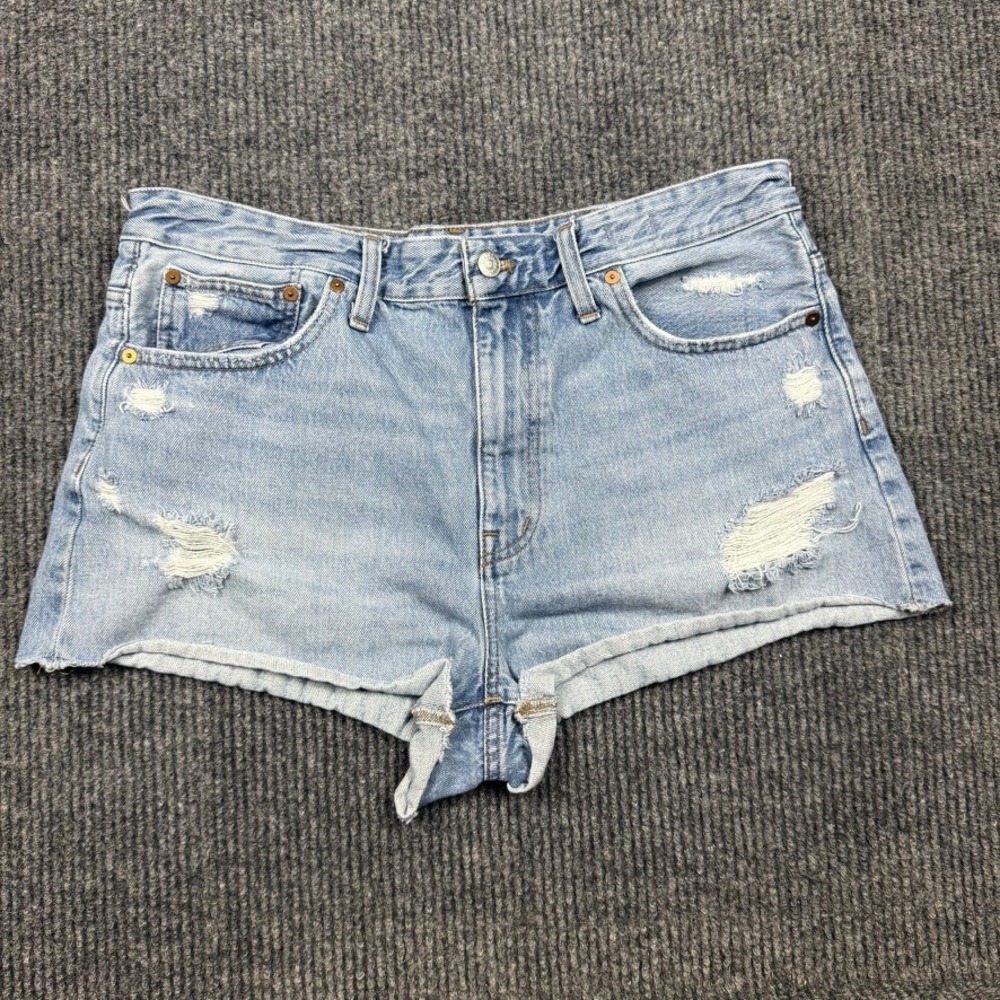 Madewell Relaxed Denim Shorts Light Wash Distressed Size 31(actual 35") ND697
